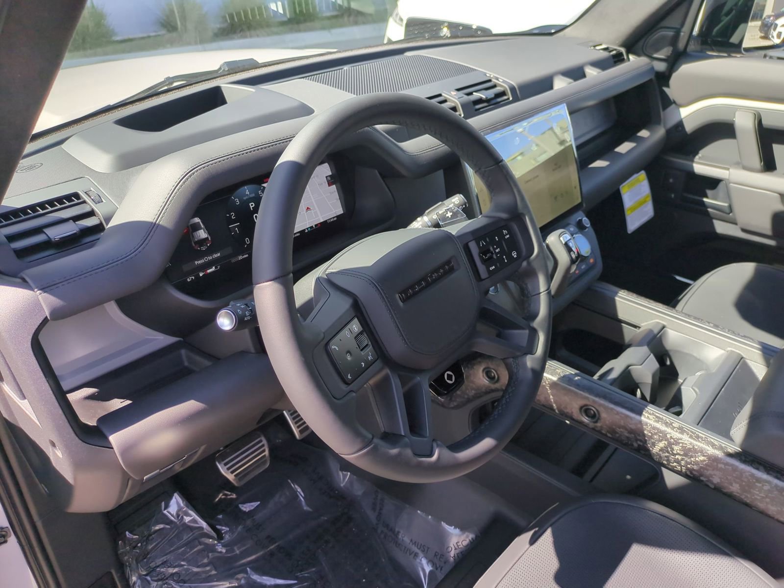 New 2026 Land Rover Defender 110 OCTA image 16
