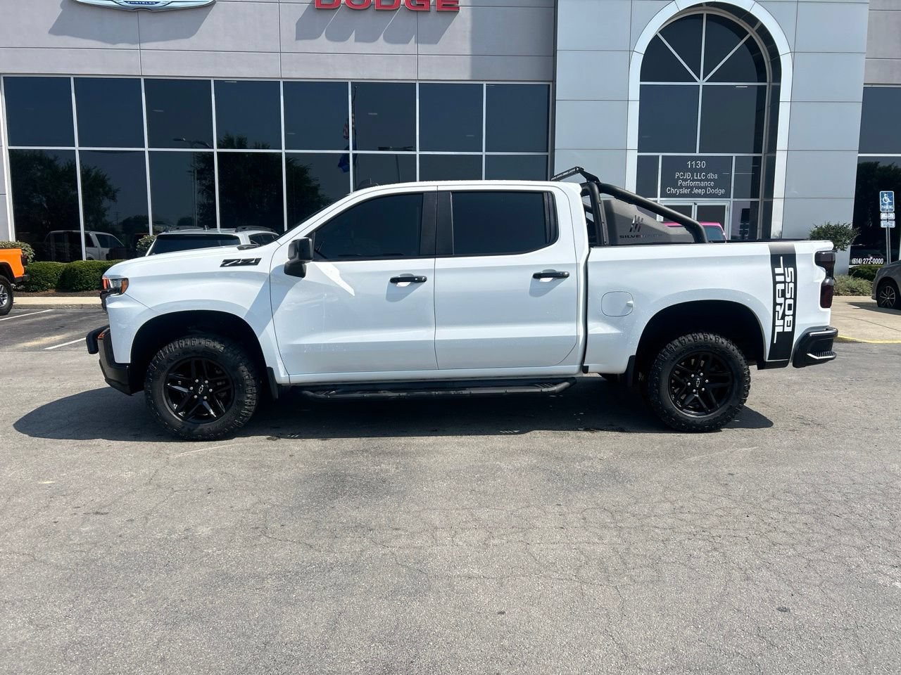 Used 2021 Chevrolet Silverado 1500 LT Trail Boss w/ Convenience Package II AWD/4WD image 6