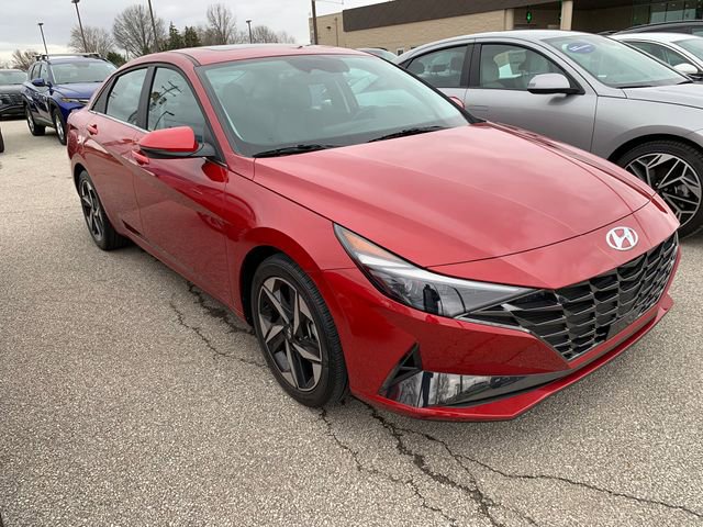Used 2023 Hyundai Elantra Limited w/ Cargo Package image 1