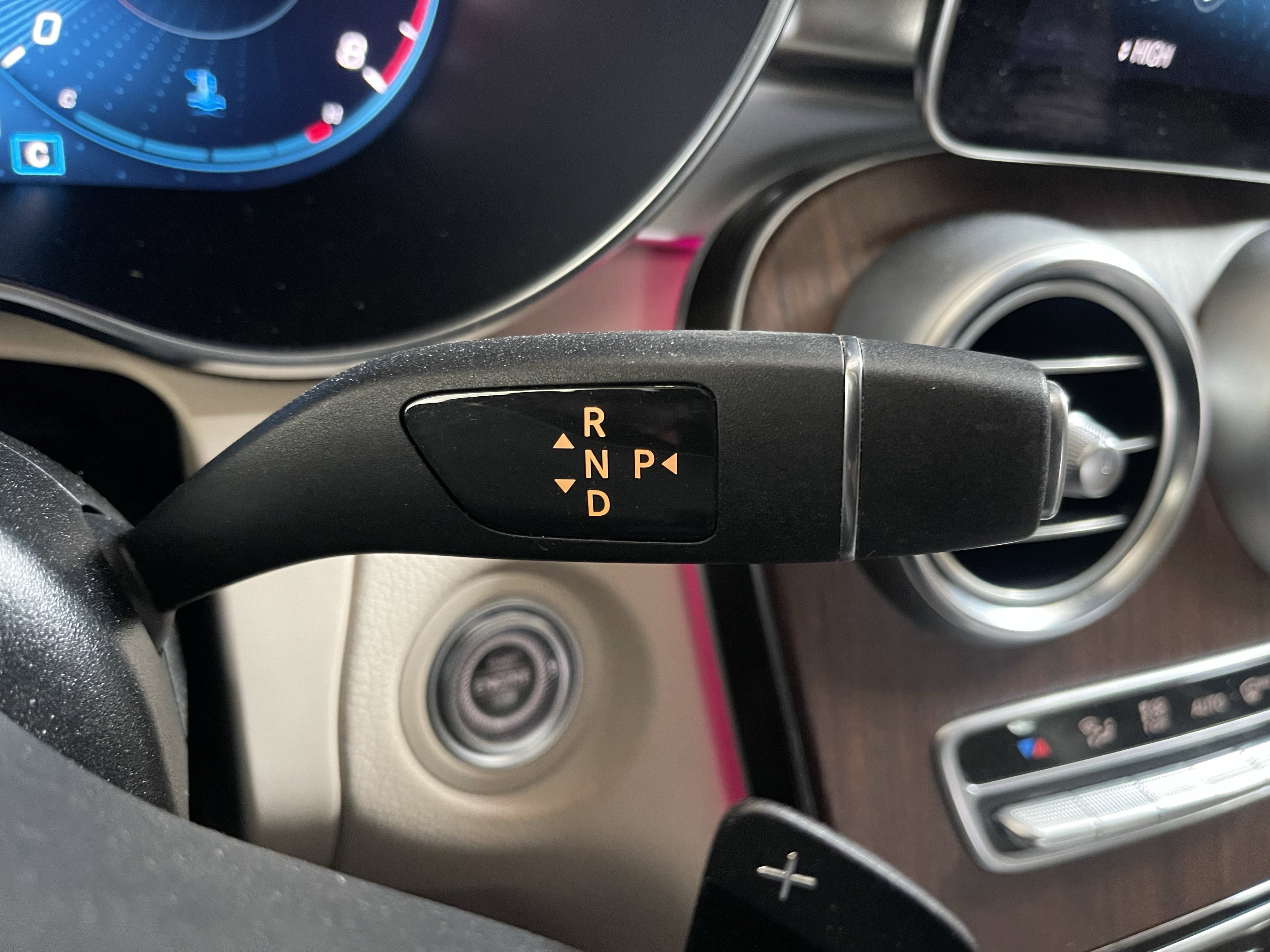 Used 2022 Mercedes-Benz GLC 300 4MATIC image 19