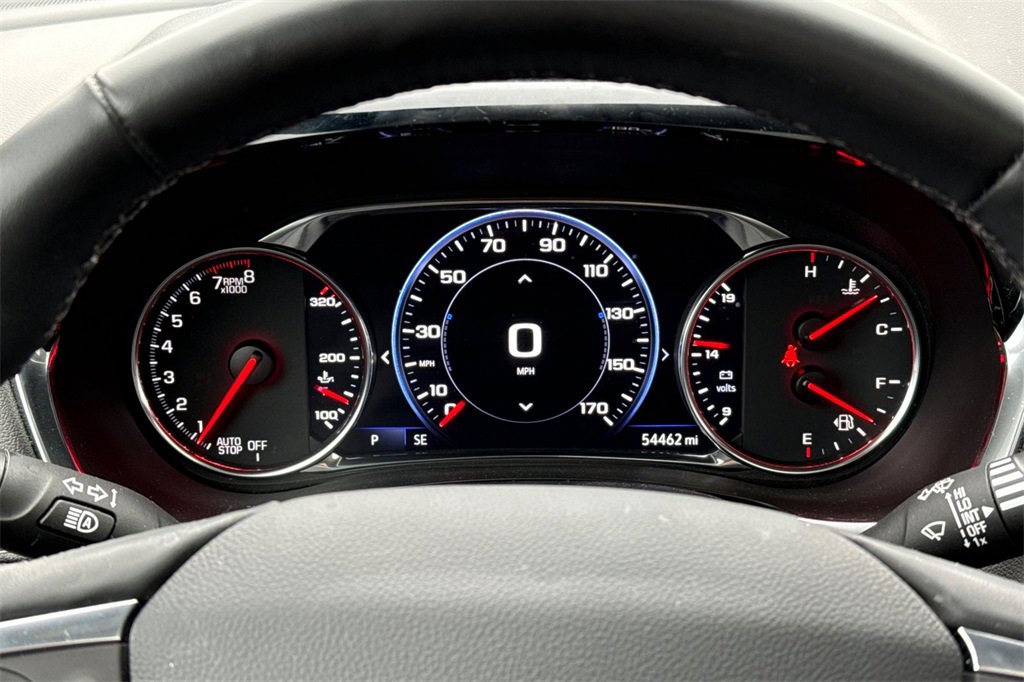 Used 2023 Chevrolet Traverse Premier image 35