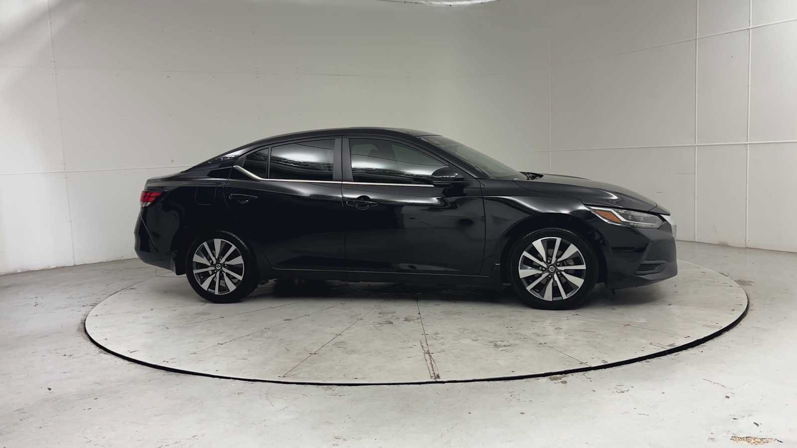 Used 2020 Nissan Sentra SV w/ SV Premium Package FWD image 6
