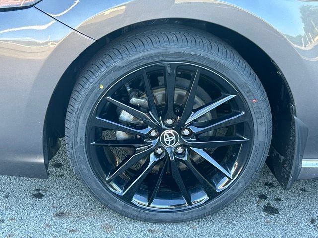 Certified 2022 Toyota Camry XSE FWD image 3