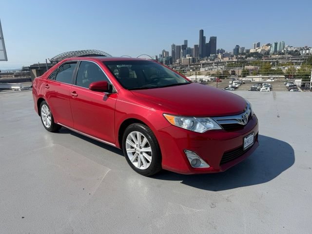 Used 2012 Toyota Camry XLE FWD image 1