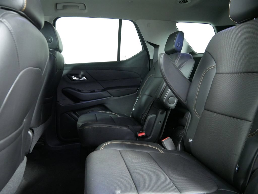 Used 2018 Chevrolet Traverse Premier w/ LPO, Black Accent Package AWD/4WD image 16