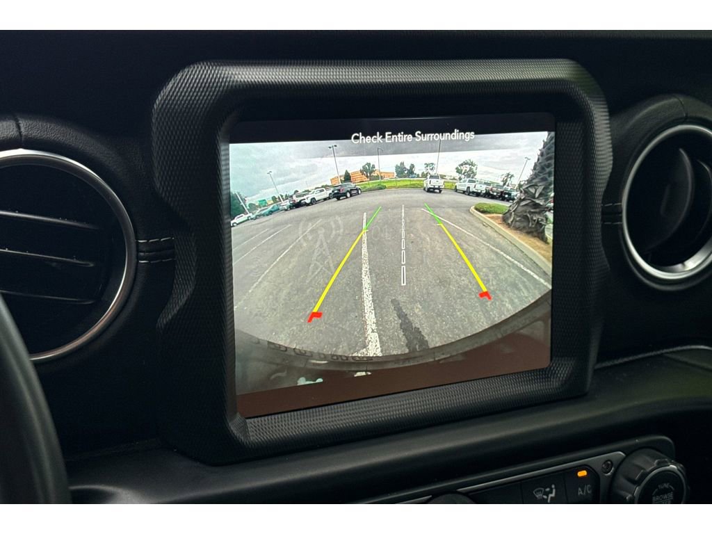 Used 2021 Jeep Wrangler Unlimited Sahara w/ Safety Group image 21