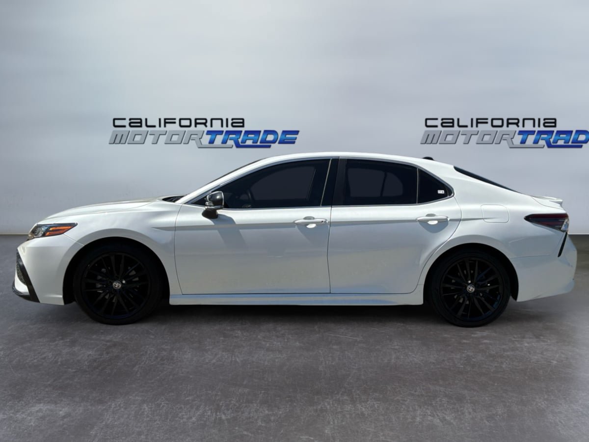 Used 2024 Toyota Camry XSE w/ Driver Assist Package FWD image 8