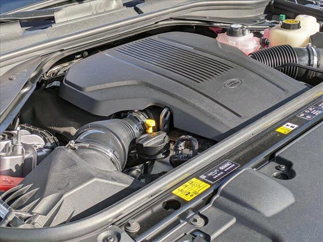 New 2025 Land Rover Range Rover SE image 19