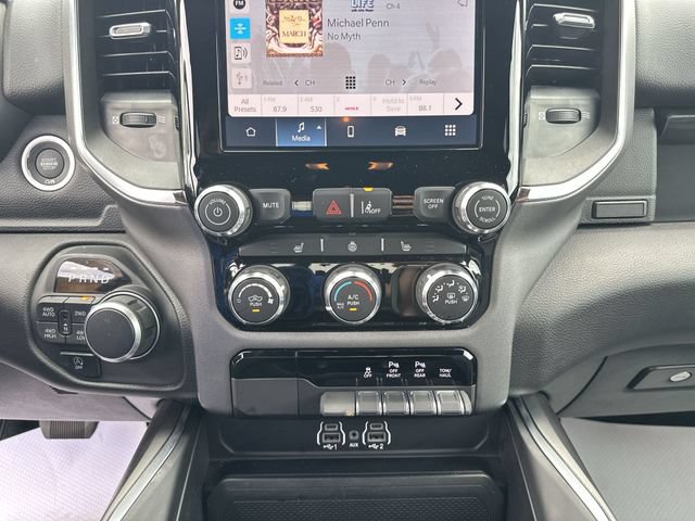 Used 2025 RAM 1500 Big Horn AWD/4WD image 18