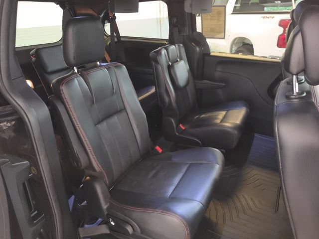 Used 2014 Dodge Grand Caravan R/T FWD image 19
