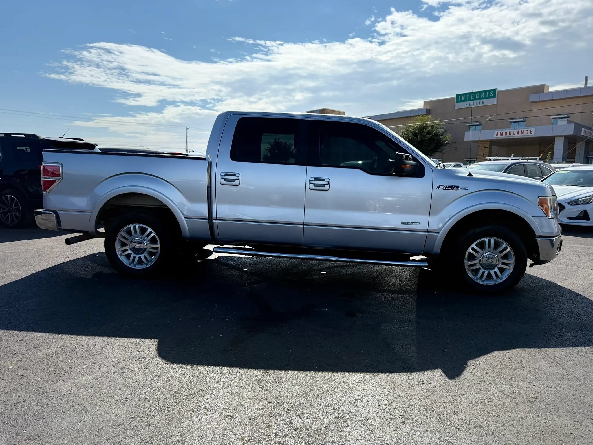 Used 2011 Ford F150 Lariat w/ Lariat Plus Pkg RWD image 2