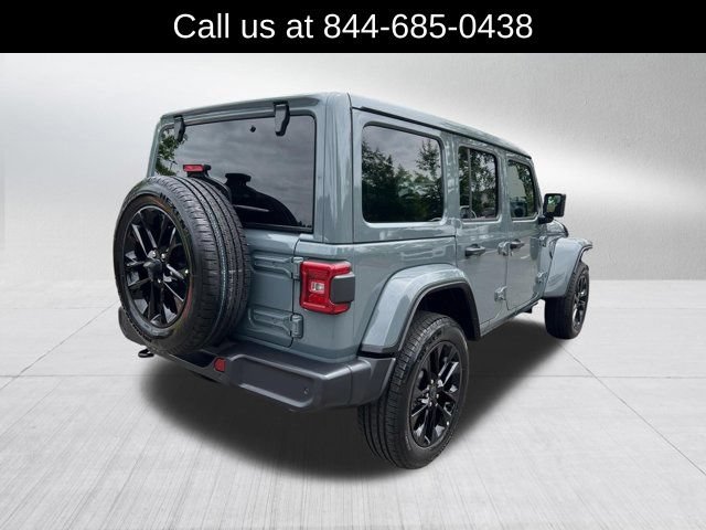 Certified 2025 Jeep Wrangler Unlimited Sahara w/ Safety Group AWD/4WD image 5
