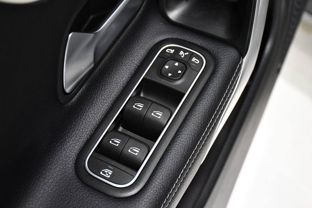 Used 2023 Mercedes-Benz CLA 250 CLA 250 image 18