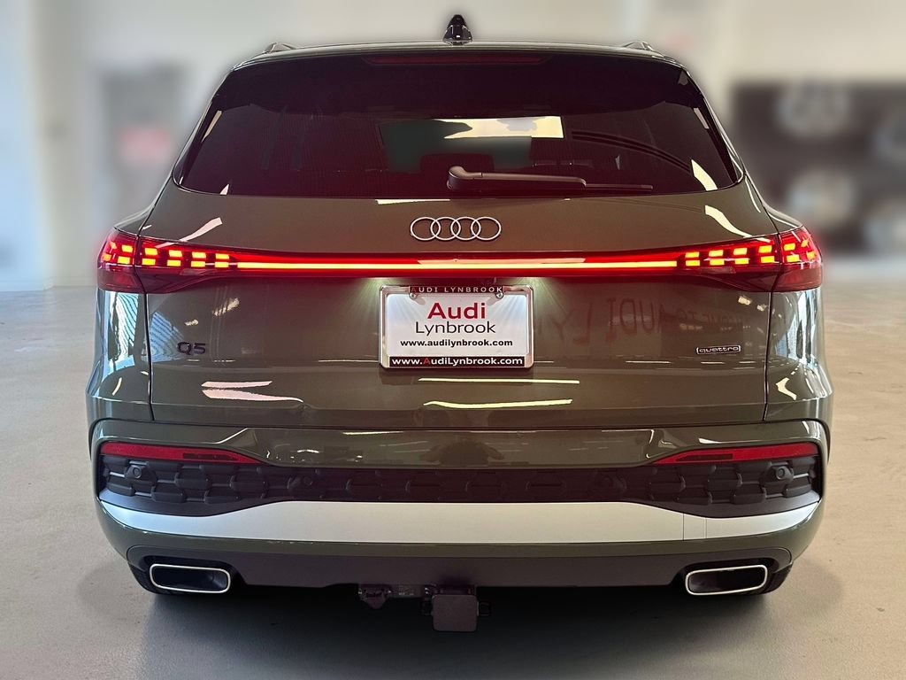 Used 2025 Audi Q5 Premium Plus w/ Premium Plus AWD/4WD image 5