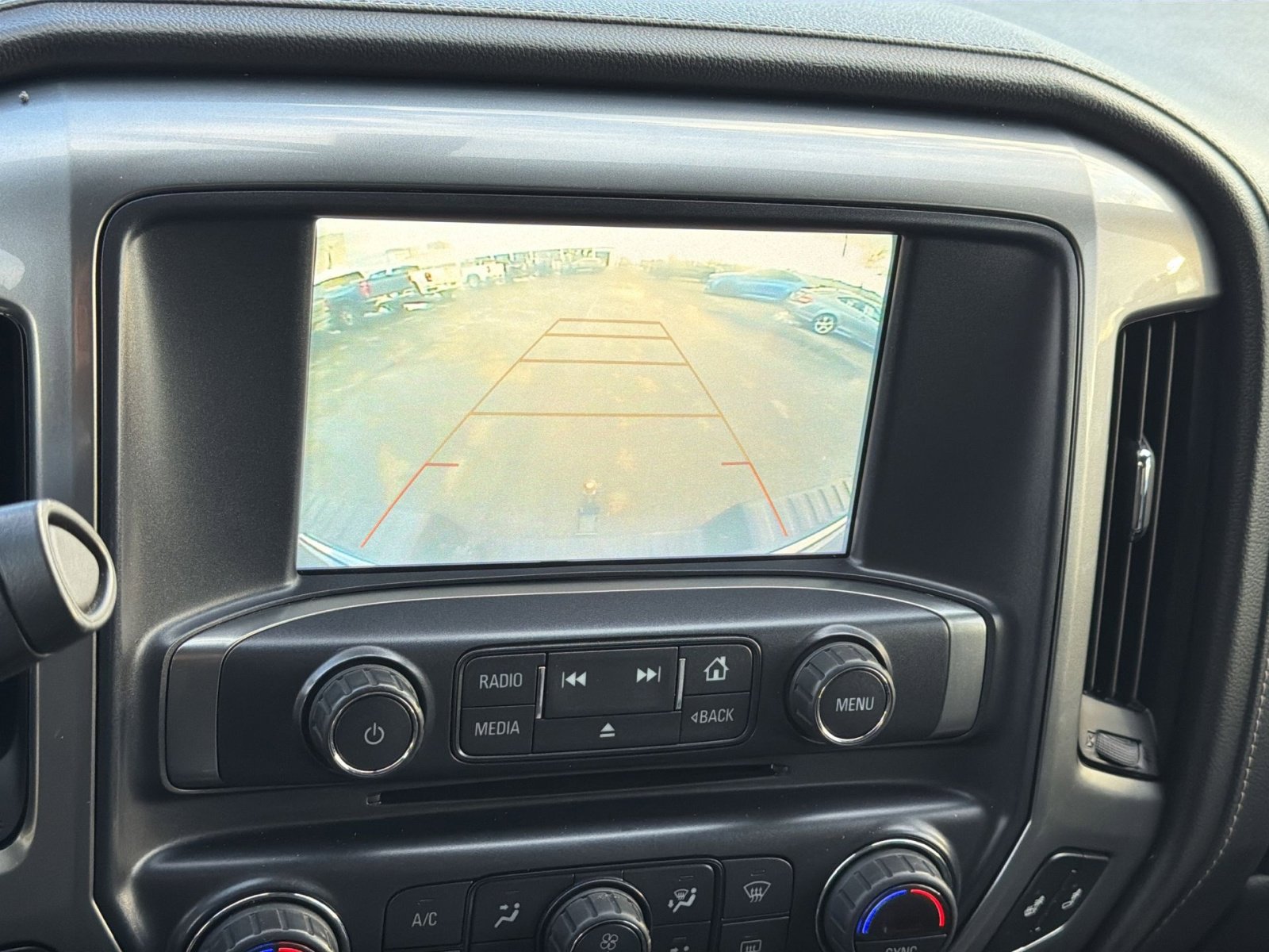 Used 2018 Chevrolet Silverado 1500 LTZ image 19