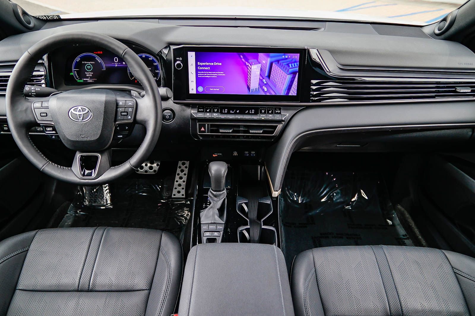 Used 2025 Toyota Camry XSE w/ Premium Package FWD image 13