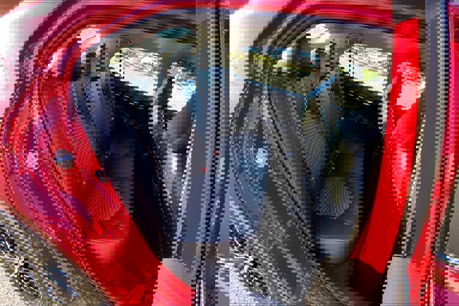 Used 2023 Toyota Camry SE image 19