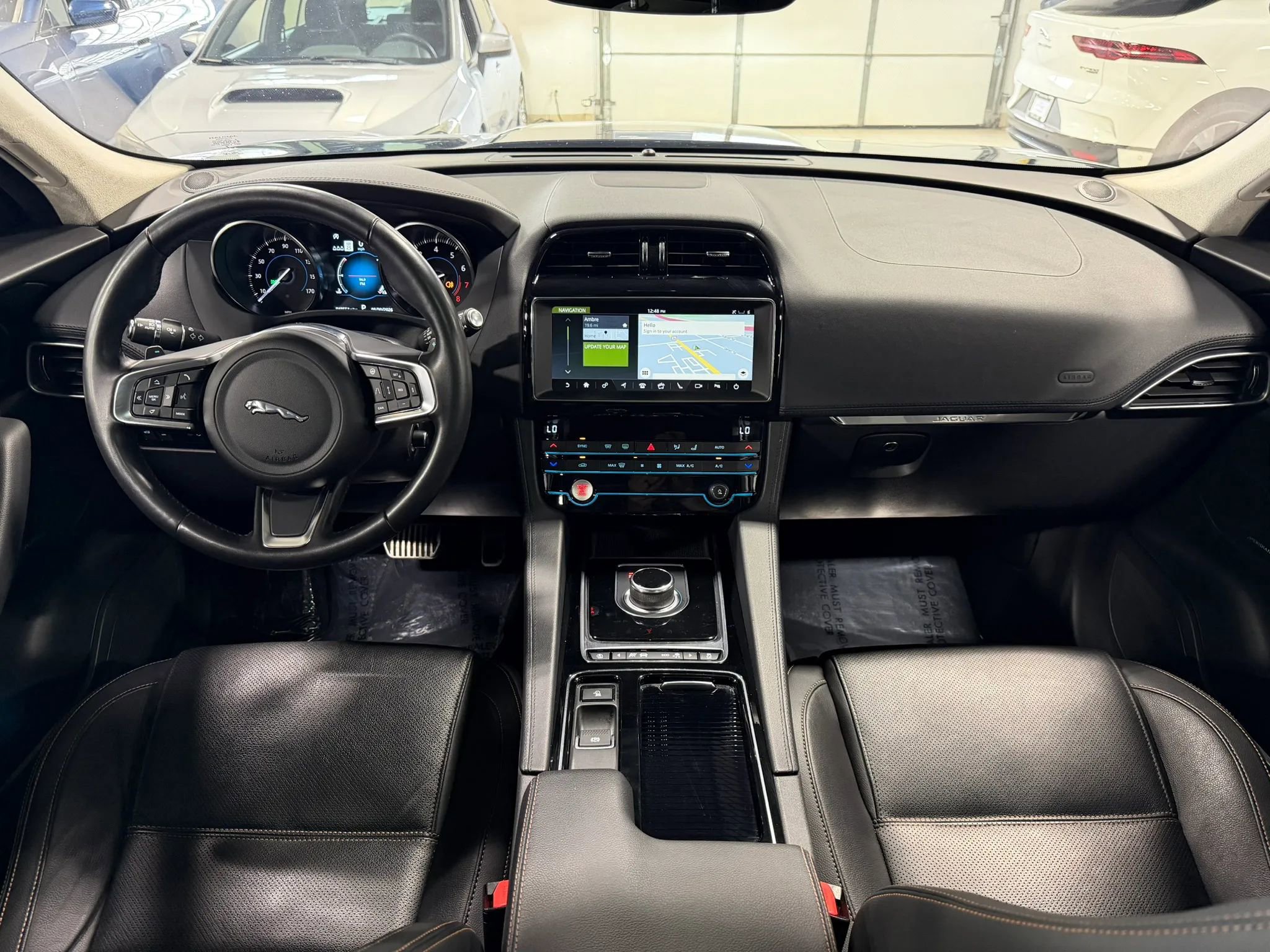 Used 2019 Jaguar F-PACE Prestige AWD/4WD image 2