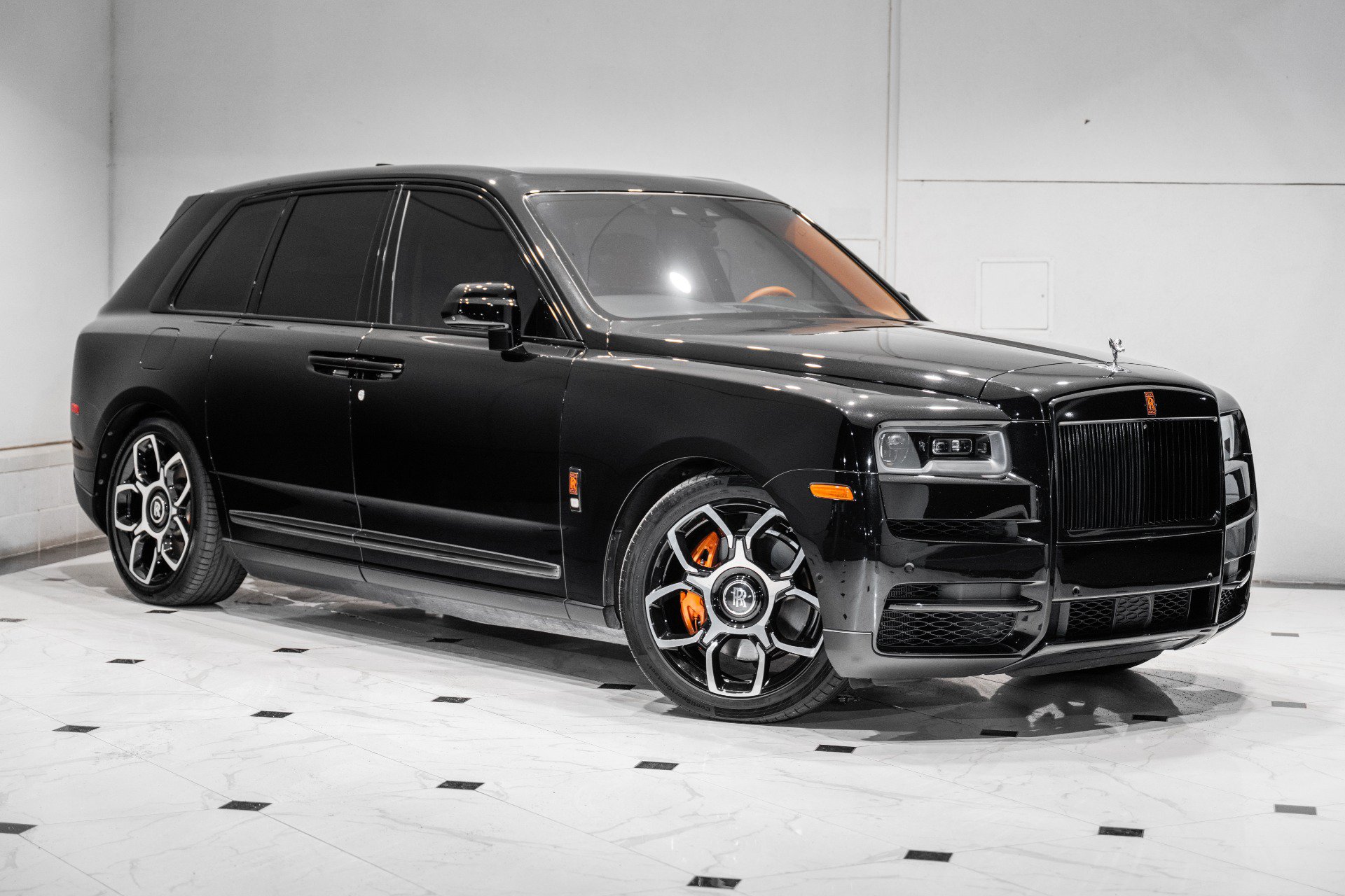 Used 2020 Rolls-Royce Cullinan AWD/4WD image 1