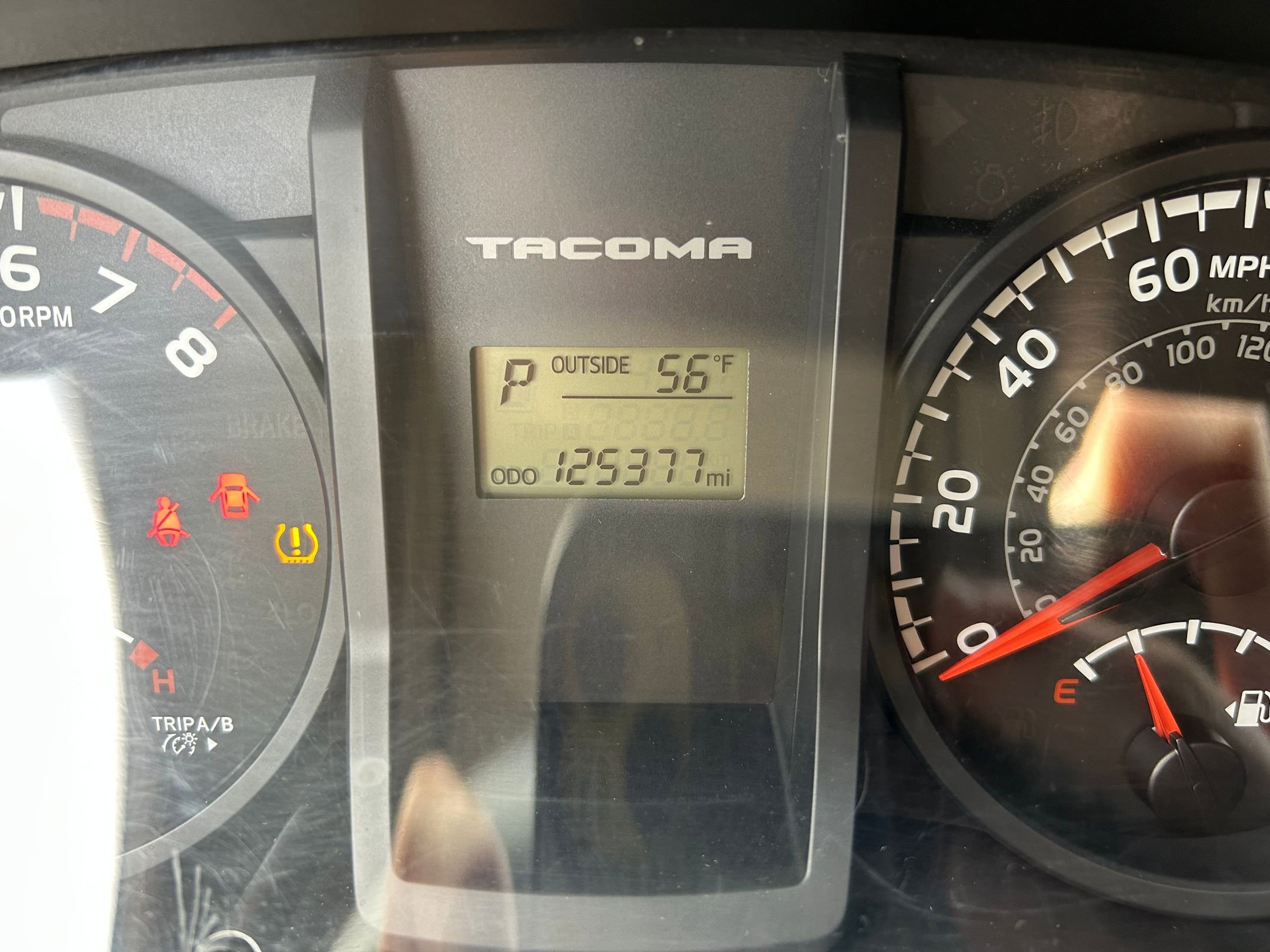 Used 2017 Toyota Tacoma SR w/ Tow Package AWD/4WD image 18