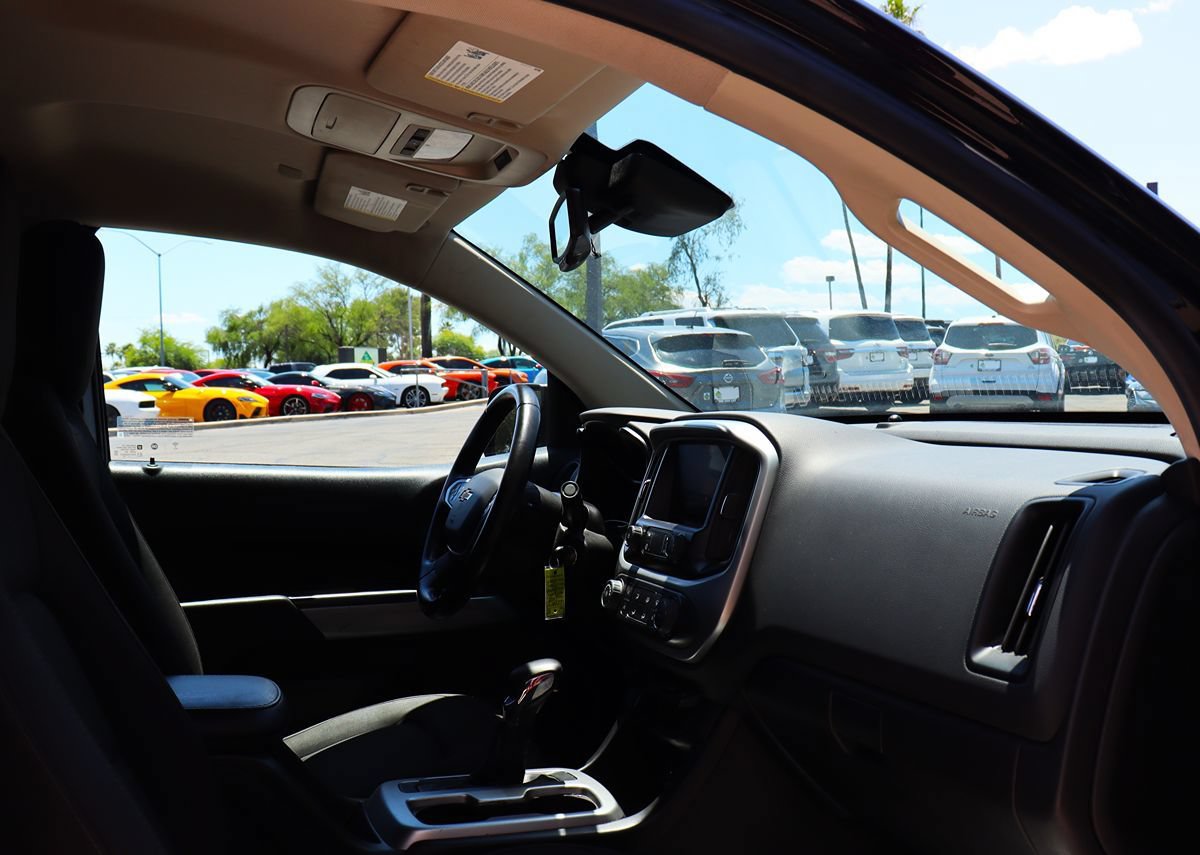Used 2022 Chevrolet Colorado LT w/ Fleet Safety Package RWD image 28