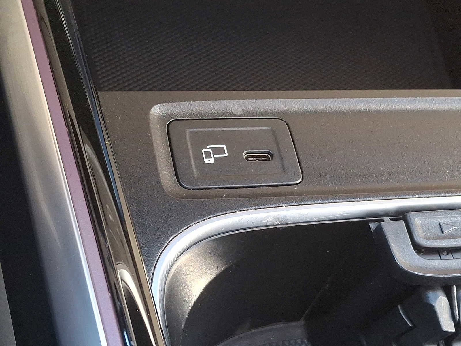 Used 2022 Mercedes-Benz GLB 250 4MATIC image 19