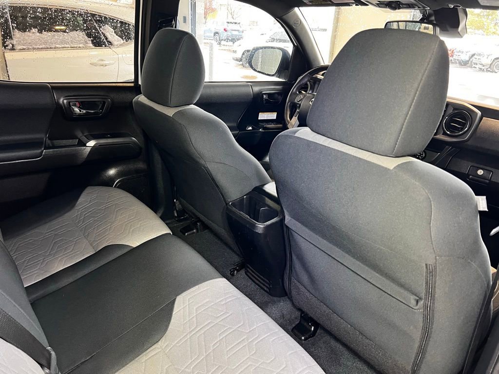 Used 2020 Toyota Tacoma TRD Off-Road w/ Technology Package image 51