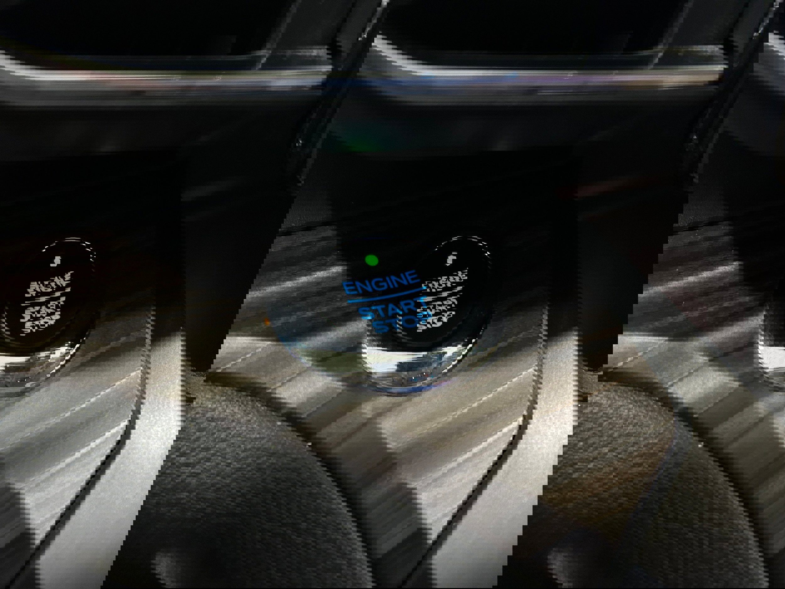 Used 2020 Ford Explorer Limited image 13