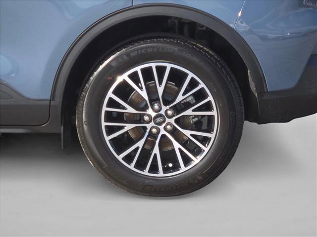 New 2026 Ford Escape SE image 9