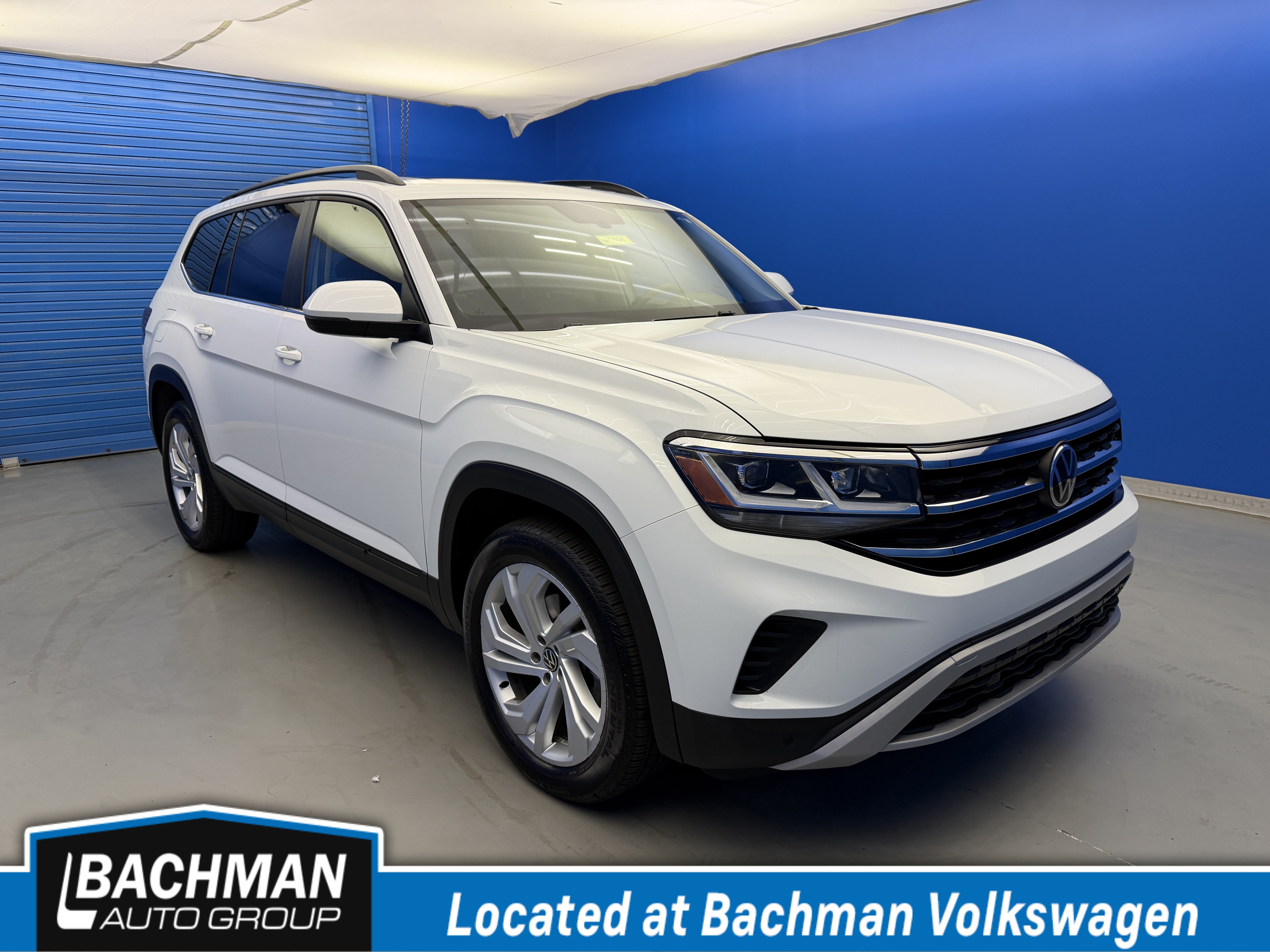 Used 2023 Volkswagen Atlas SE w/ Panoramic Sunroof Package