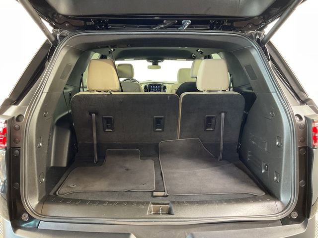 Used 2022 Chevrolet Traverse LT FWD image 7