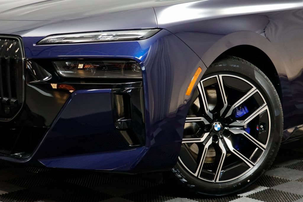 New 2026 BMW 760i xDrive w/ Executive Package AWD/4WD image 3