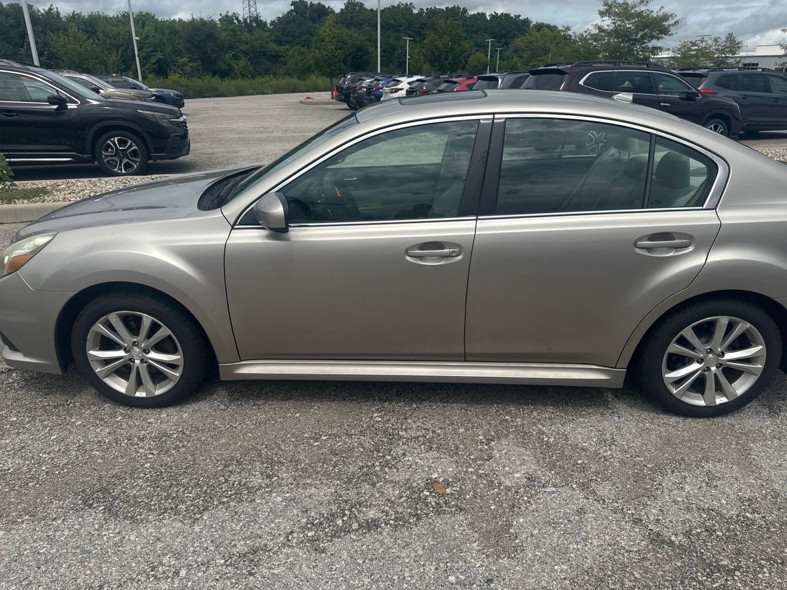 Used 2014 Subaru Legacy 2.5i Limited AWD/4WD image 12