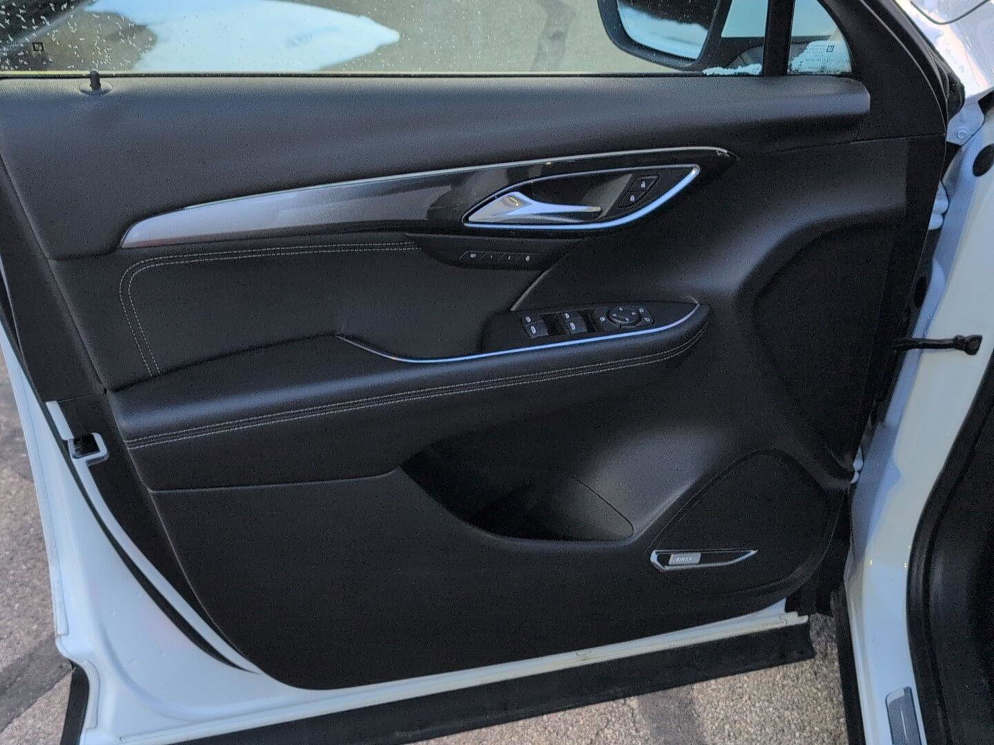 Used 2025 Buick Envision Preferred image 15