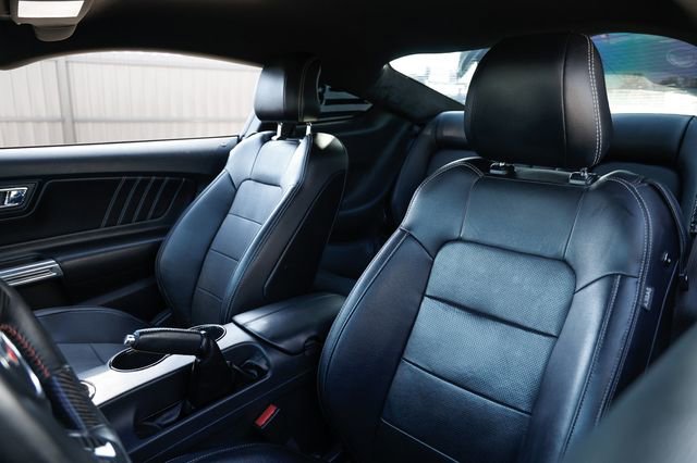 Used 2016 Ford Mustang GT Premium w/ Equipment Group 401A RWD image 8