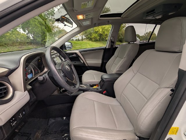 Used 2015 Toyota RAV4 XLE FWD image 10