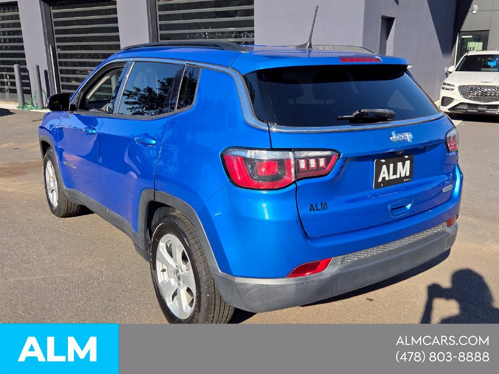 Used 2019 Jeep Compass Latitude FWD image 11