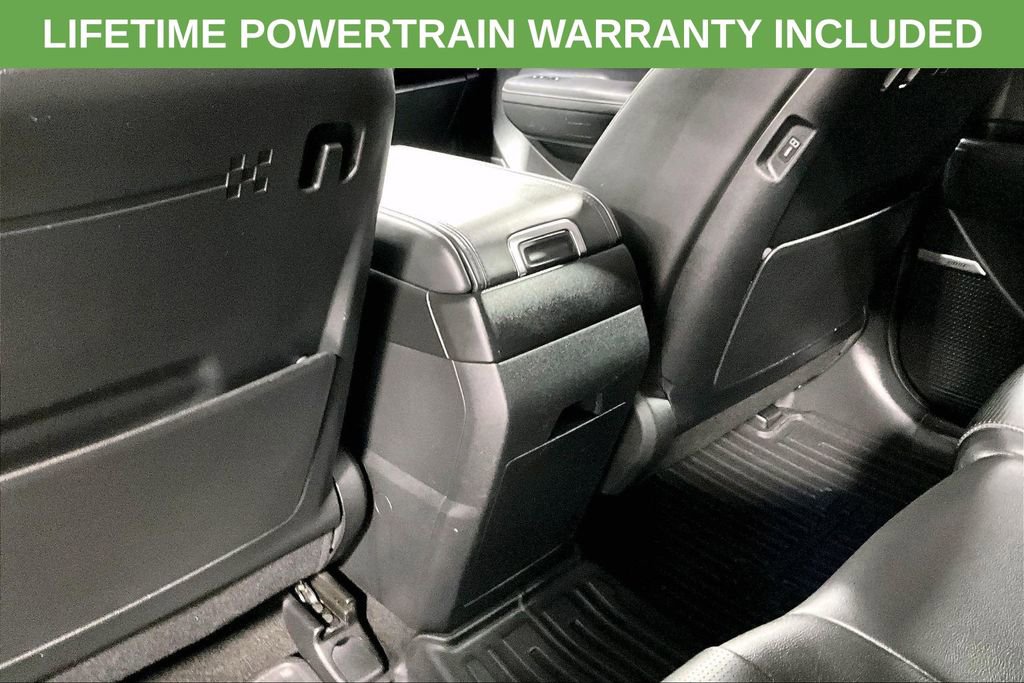 Used 2024 Hyundai Santa Fe Limited image 32