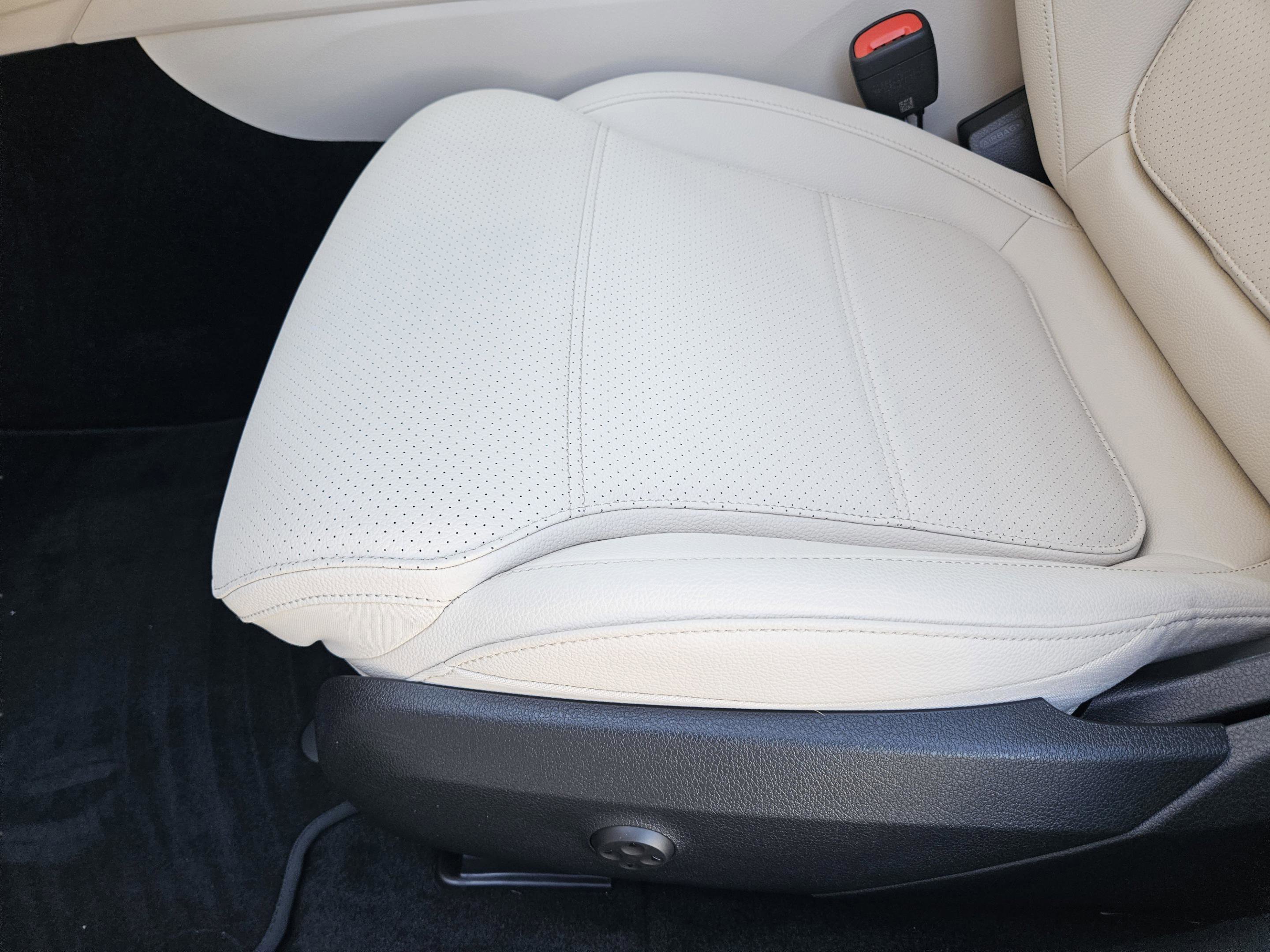 Certified 2026 Mercedes-Benz C 300 4MATIC Sedan image 23