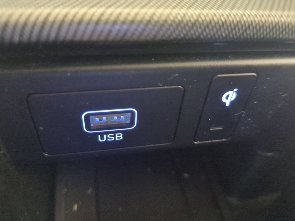 Used 2024 Hyundai Palisade SEL FWD image 28