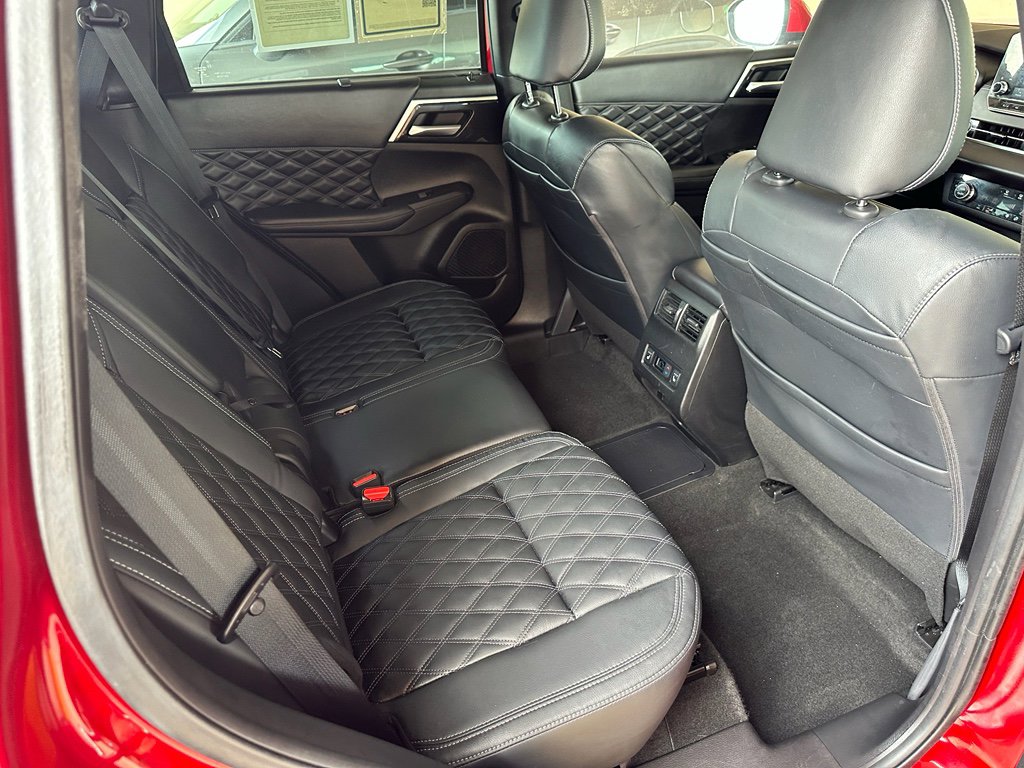 Used 2023 Mitsubishi Outlander SEL 40th Anniversary image 31