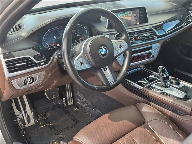 Used 2022 BMW 750i xDrive w/ Executive Package AWD/4WD image 10