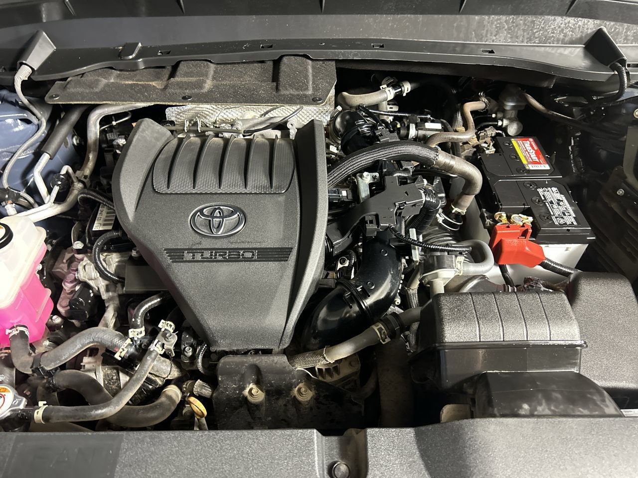 Used 2024 Toyota Grand Highlander AWD image 11