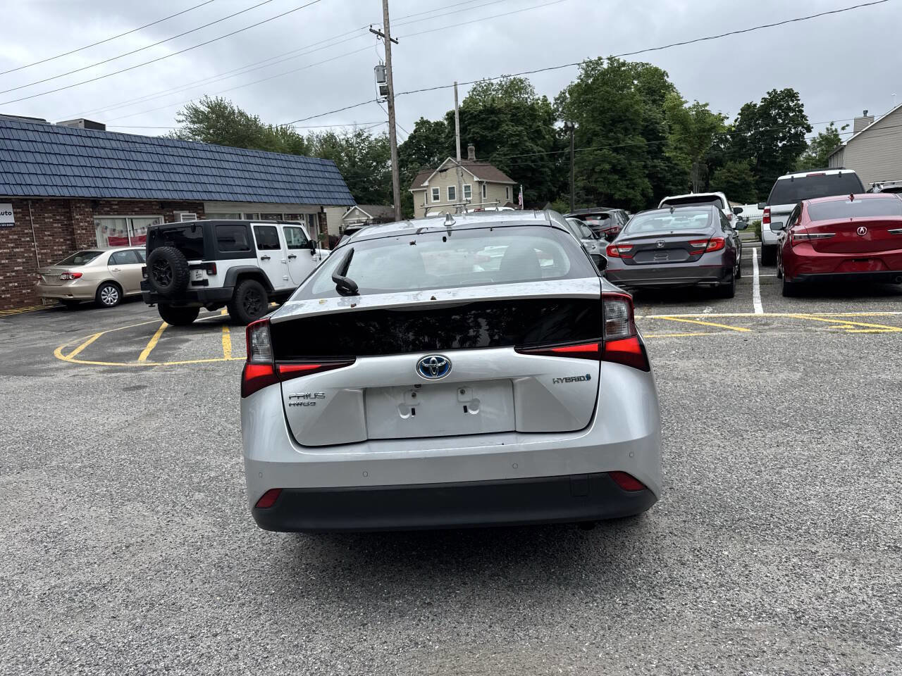 Used 2019 Toyota Prius LE AWD/4WD image 17