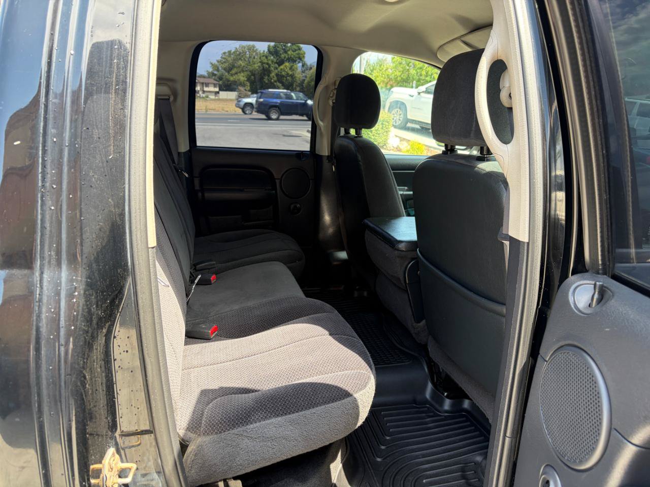 Used 2004 Dodge Ram 3500 Truck SLT AWD/4WD image 6