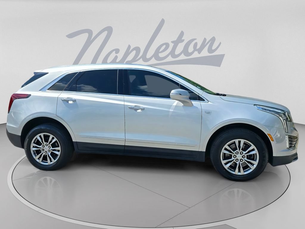 Used 2020 Cadillac XT5 Premium Luxury FWD image 3