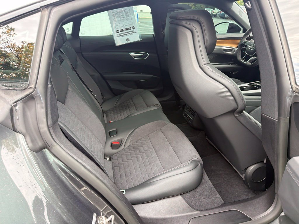 Used 2023 Audi e-tron GT Premium Plus AWD/4WD image 23