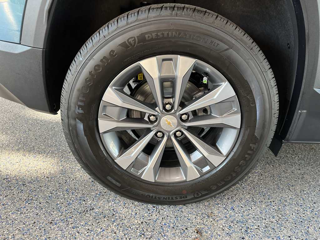 New 2026 Chevrolet Equinox LT FWD image 30