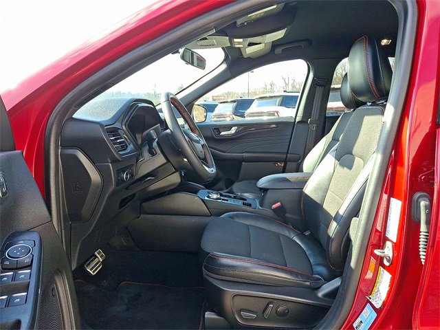 Used 2023 Ford Escape ST-Line Select w/ Tech Pack #2 image 13