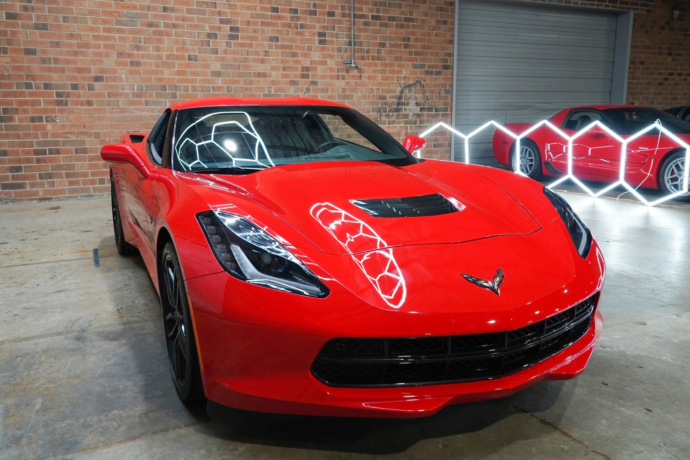 Used 2019 Chevrolet Corvette Stingray Coupe w/ Carbon Flash Badge Package RWD image 4